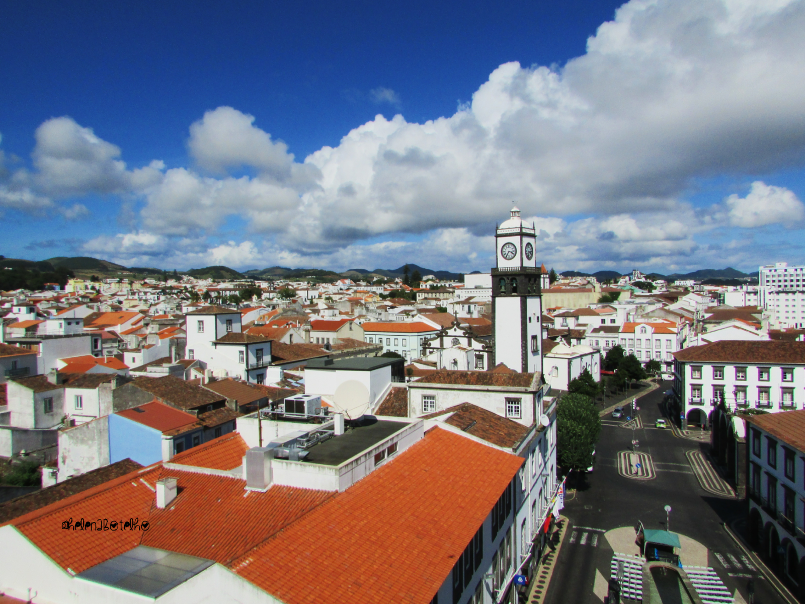 Ponta Delgada vista da torre Sineira da Câmara Municipal