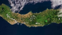 Ilha de São Miguel vista a partir do espaço – Foto incrível