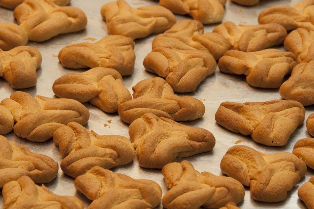 Biscoitos de Orelha de Santa Maria - o que é e como fazer (receita completa)