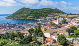 Visite a Ilha Terceira em 2020: Promoções de viagens e pacotes de viagem