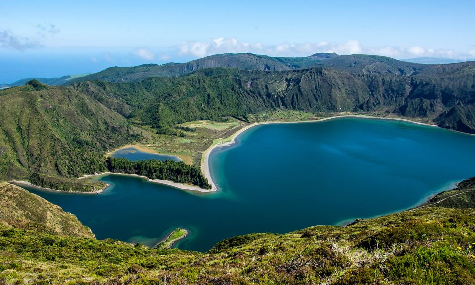 West of São Miguel: 1-Day Tour with/Lunch
