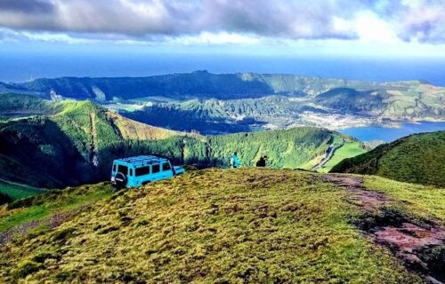 Excursão de meio dia de jipe para os lugares menos visitados de Sete Cidades